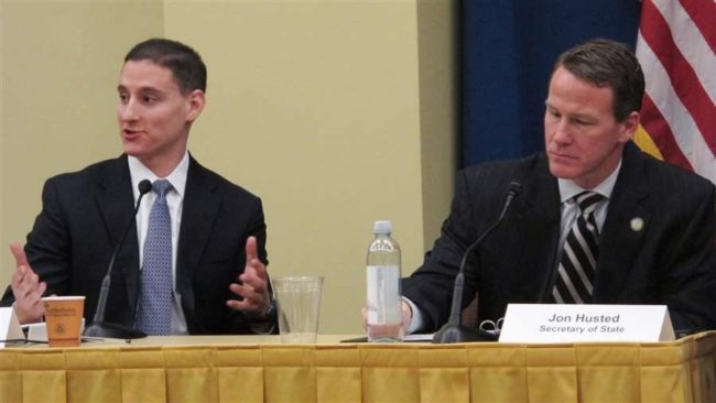 Ohio State Treasurer Josh Mandel, left, discusses his goal of getting more state financial records online as Secretary of State Jon Husted takes notes. Ohio’s new financial “checkbook” website is getting high marks, as many states ramp up their efforts to improve financial transparency and accountability. (AP)