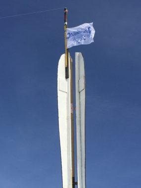 Kuskokwim Ice Classic tripod flag closeup