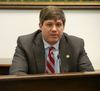 Sen. Bill Wielechowski, D-Anchorage, during a Senate Minority Press Availability, March 15, 2017. (Photo by Skip Gray/360 North)