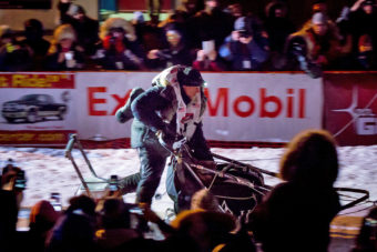 Dallas Seavey wins the 2014 Iditarod in dramatic fashion beating Aliy Zirkle. (Photo by David Dodman, KNOM Radio Mission)