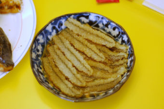 Herring roe-on-kelp is called Kazunoko Kombu in sushi restaurants. (Flickr photo by Vincent Ma)