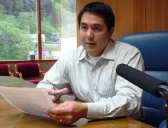 Sealaska CEO Anthony Mallott discusses the regional Native corporation's finances May 2, 2016, (Photo by Ed Schoenfeld/CoastAlaska News)