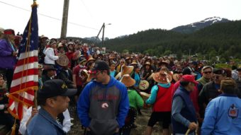 Sandy Beach canoe arrival crowd celebration 2016