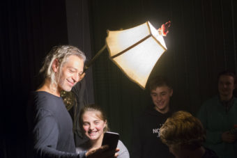 Matisyahu poses for a selfie