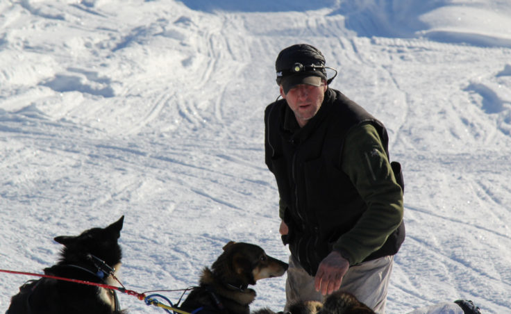Scott Smith at the checkpoint in Galena during the Iditarod. (Photo by Zachariah Hughes, Alaska Public Media)