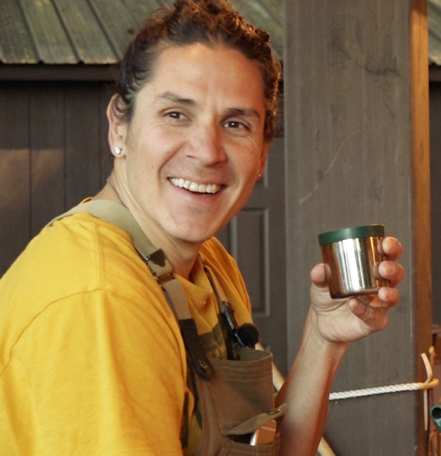 Yéil Yatseen, Nick Galanin, of the L’uknaxh.ádi clan