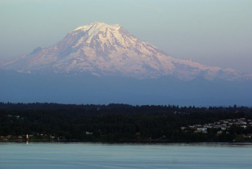 A view of Mount Rainier in Washington state.