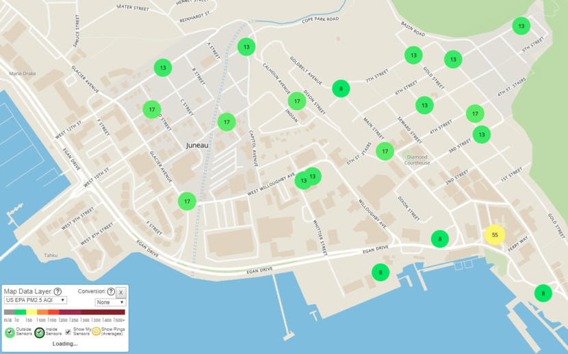 The online Purple Air map allows users to track the concentration of particulate matter picked up by sensors in real time. (Screenshot courtesy of Purple Air)