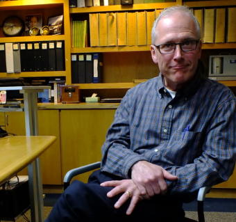 Tom Ainsworth, meteorologist-in-charge in Juneau, is retiring after 36 years with the National Weather Service.