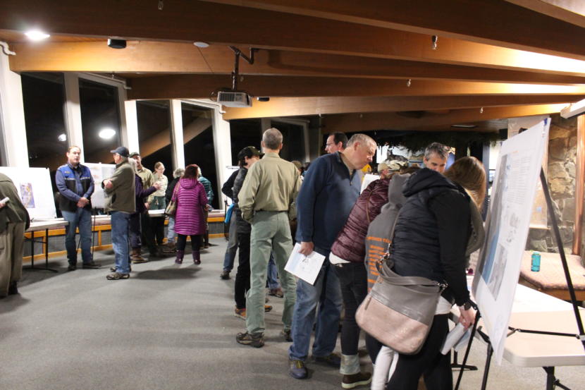 Photo by Elizabeth Jenkins/Alaska's Energy desk