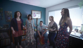 Members of Your Favorite Heartbreak sing during a Red Carpet Concert session