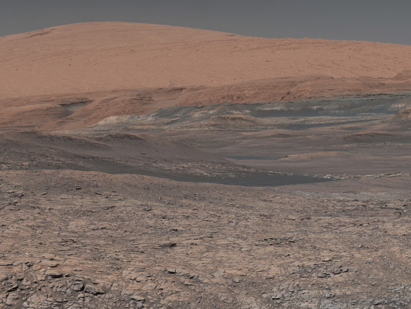 A dry, red, hilly Mars landscape